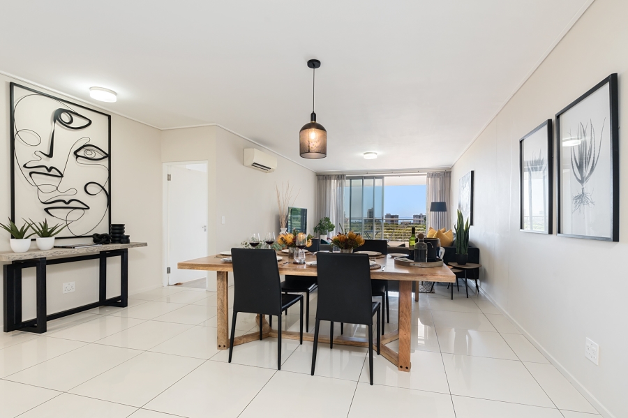 2 Bedroom Property for Sale in Green Point Western Cape